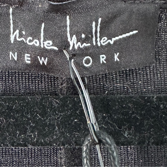 NWT Nicole Miller Gold Metallic Long Sleeve Shift Dress Women's 1X - Picture 8 of 8